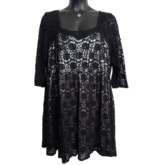 ❤💋💘 Torrid Metallic Lace Illusion Dress Size 4 💘💋❤ - Picture 4 of 4